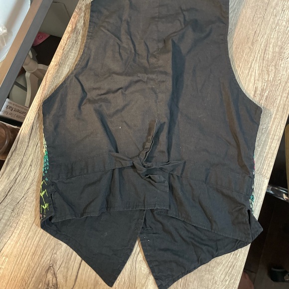 Signed Columbian 100% handmade Appliqué Embroidered Vest - Picture 9 of 16